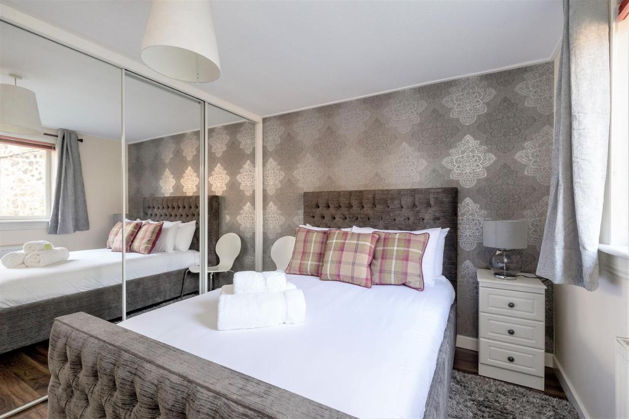 Stunning 1 Bed At Holyrood Palace & Arthurs Seat Édimbourg Extérieur photo