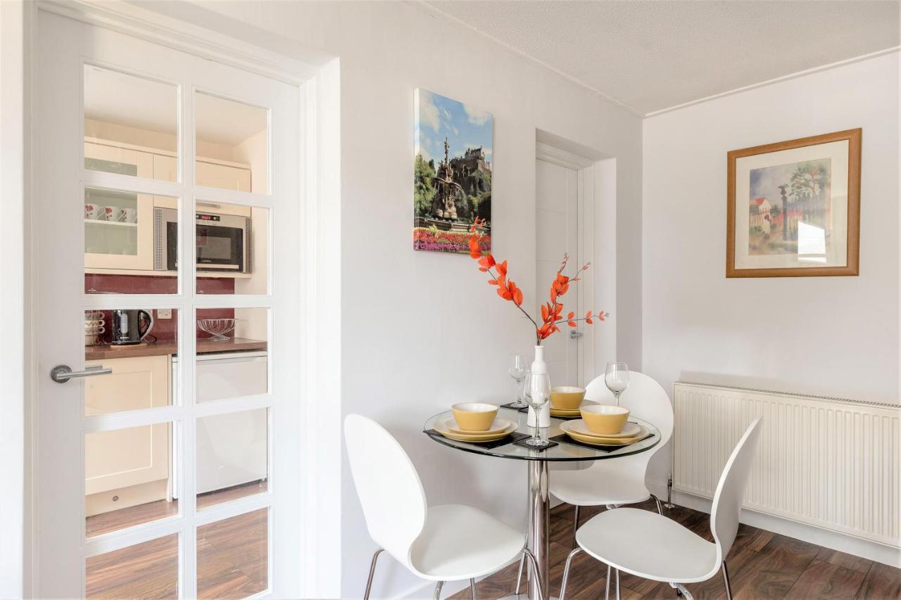 Stunning 1 Bed At Holyrood Palace & Arthurs Seat Édimbourg Extérieur photo