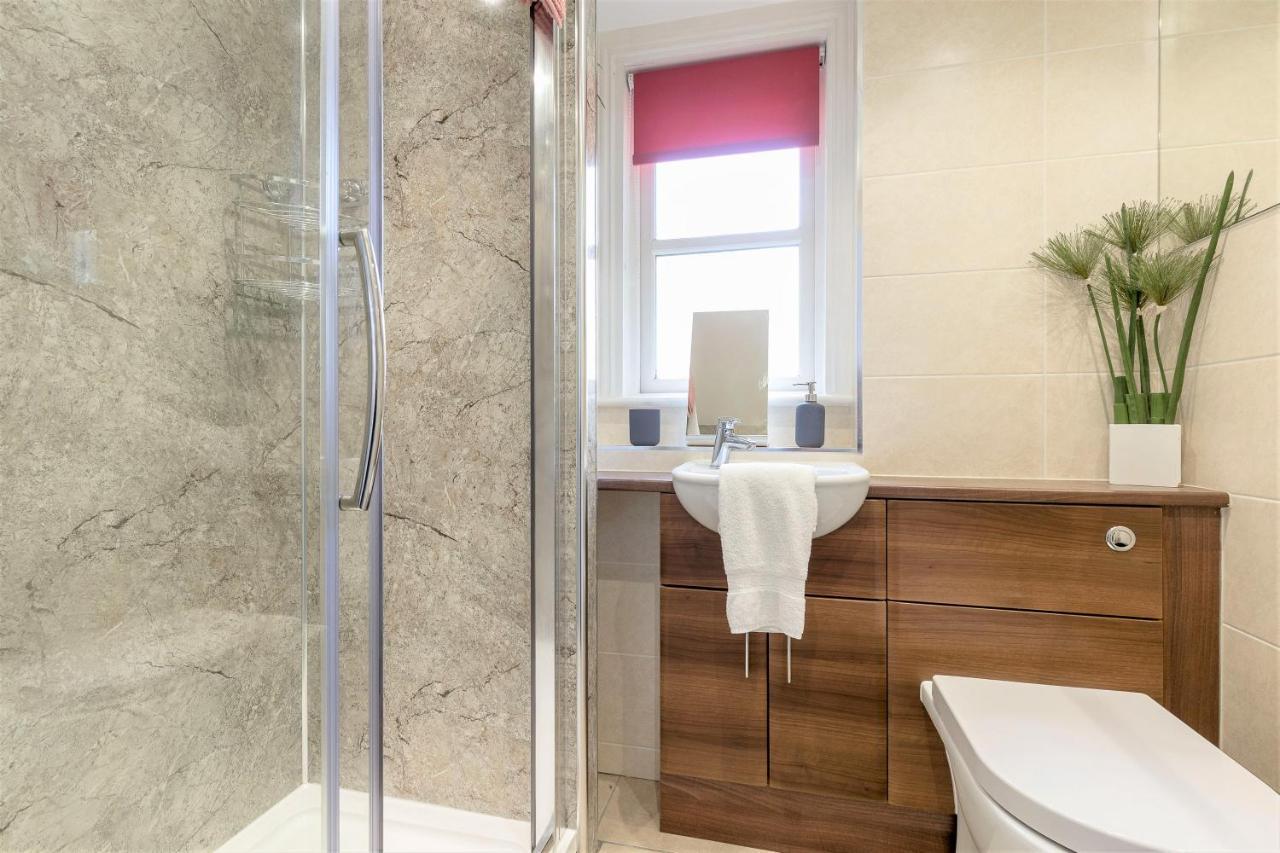 Stunning 1 Bed At Holyrood Palace & Arthurs Seat Édimbourg Extérieur photo