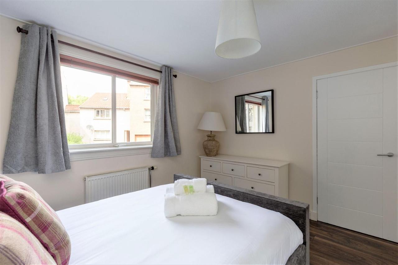 Stunning 1 Bed At Holyrood Palace & Arthurs Seat Édimbourg Extérieur photo