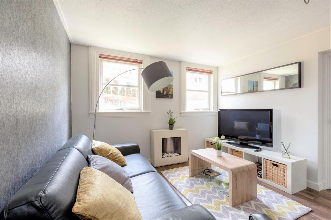 Stunning 1 Bed At Holyrood Palace & Arthurs Seat Édimbourg Extérieur photo
