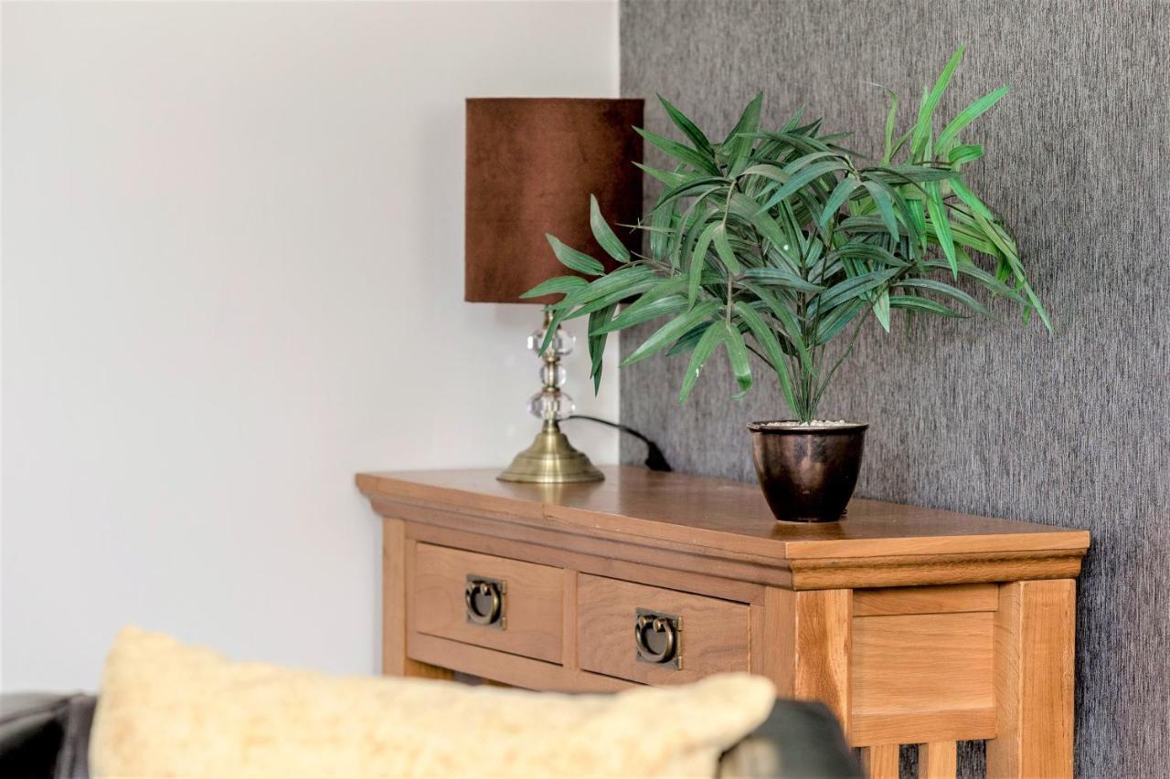 Stunning 1 Bed At Holyrood Palace & Arthurs Seat Édimbourg Extérieur photo